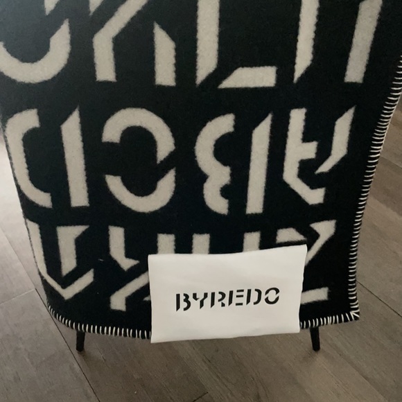 Byredo Blanket Alphabeta Wool Cashmere Blanket - Picture 3 of 3